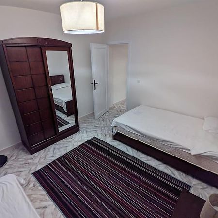 Spacious 3 Bedroom Apartment With A Sea View. Dawwar Aba Mahrus Exterior photo