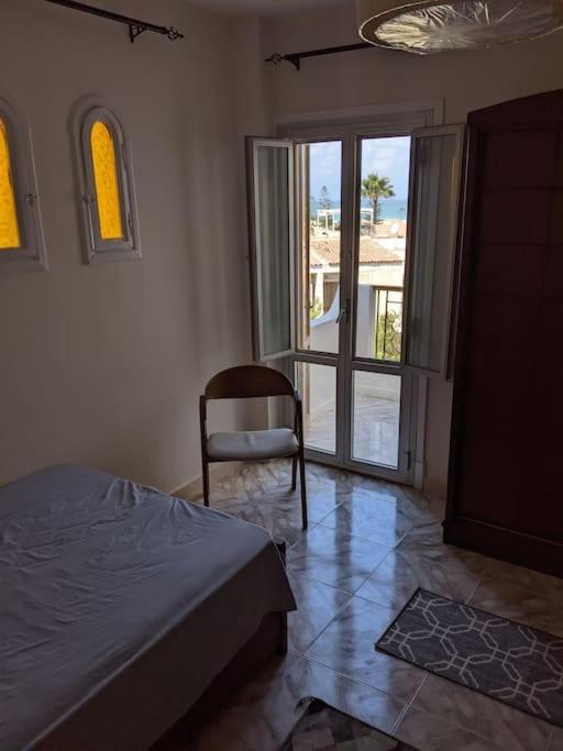 Spacious 3 Bedroom Apartment With A Sea View. Dawwar Aba Mahrus Exterior photo